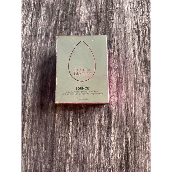 Beauty Blender Bounce Blend 4.15w Liquid Whip Longwear Foundation 1 FL Oz (30ml) - Picture 2 of 3